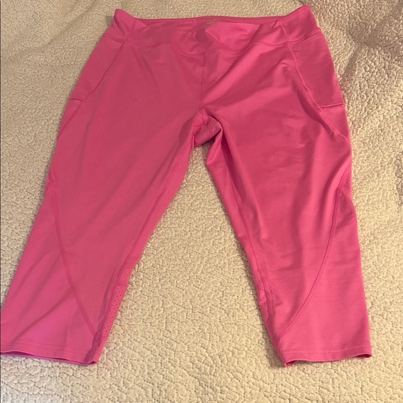 Tek Gear Vibrant Pink Activewear B4 - Picture 1 of 5